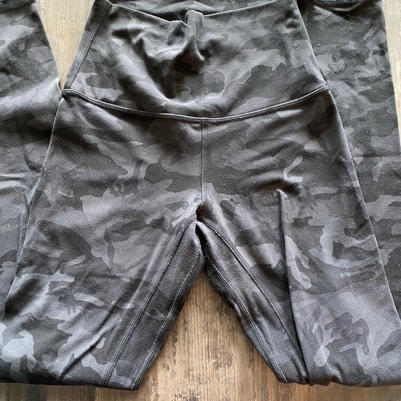 Lululemon Align 25 Grey Camo - Picture 3 of 5